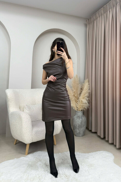 SLEEVELESS SHORT LEATHER WOMEN DRESS DARK BROWN/KAE - 2