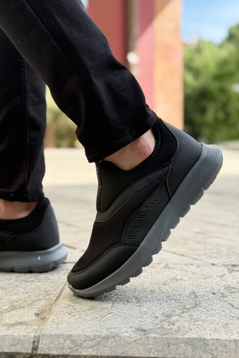 SLIP ON EVERYDAY SIMPLE MEN SNEAKERS BLACK-GREY/ZEGR - 2