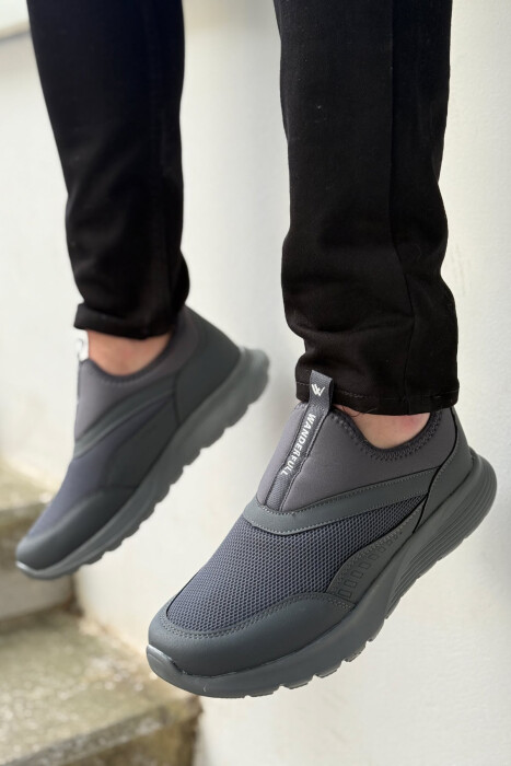 SLIP ON EVERYDAY SIMPLE MEN SNEAKERS GREY/GRI 