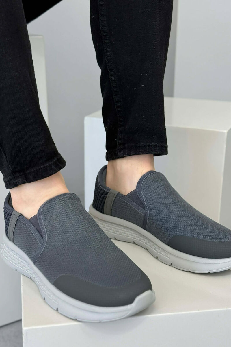 SLIP ON SIMPLE EVERYDAY MEN SNEAKERS DARK GREY/GEE - 1