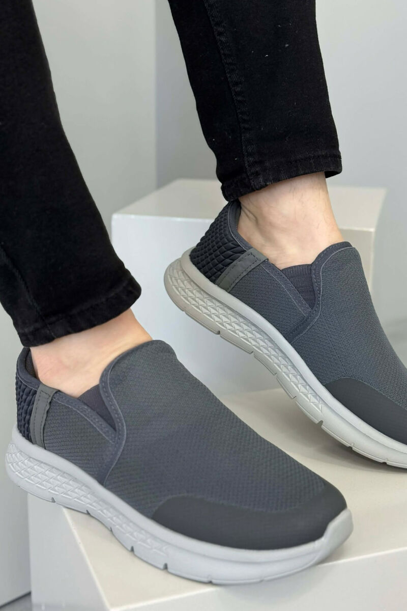 SLIP ON SIMPLE EVERYDAY MEN SNEAKERS DARK GREY/GEE - 3