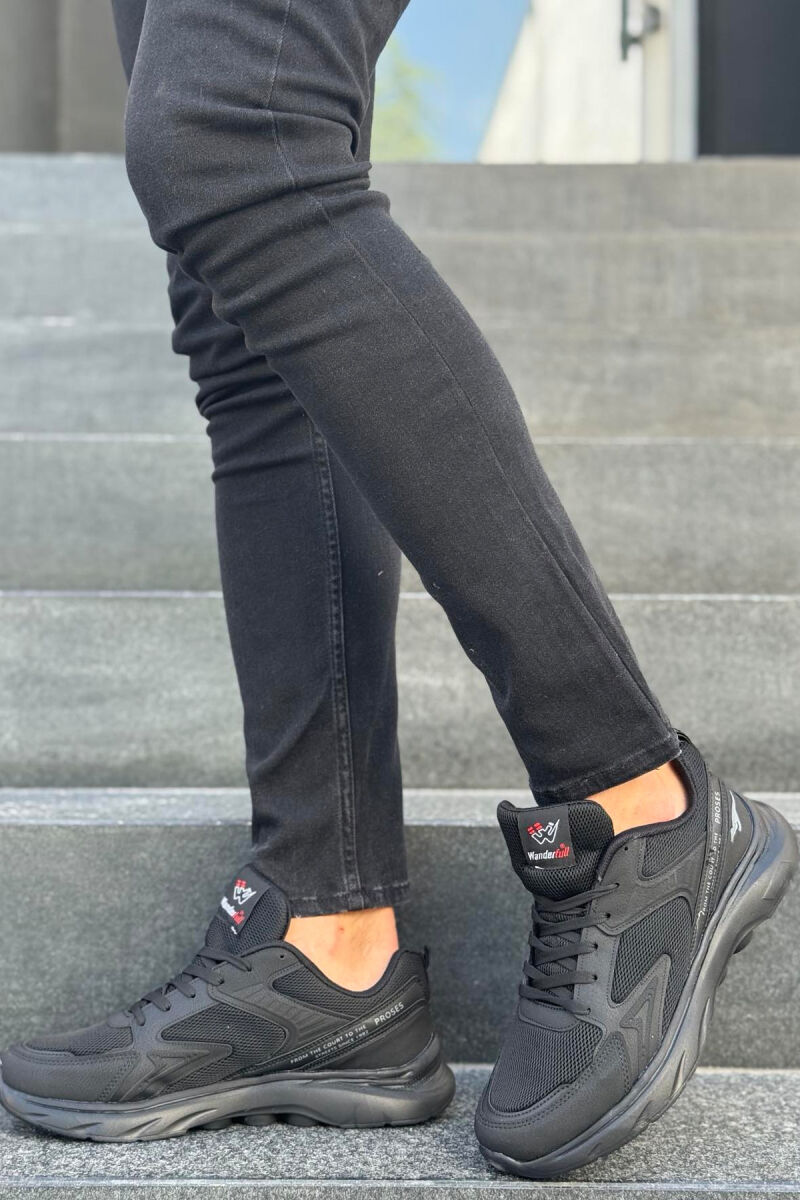 SMALL LOGO SIMPLE MEN SNEAKERS BLACK/ E ZEZE - 2