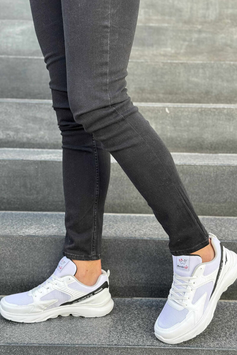 SMALL LOGO SIMPLE MEN SNEAKERS WHITE-BLACK/BAZE - 1