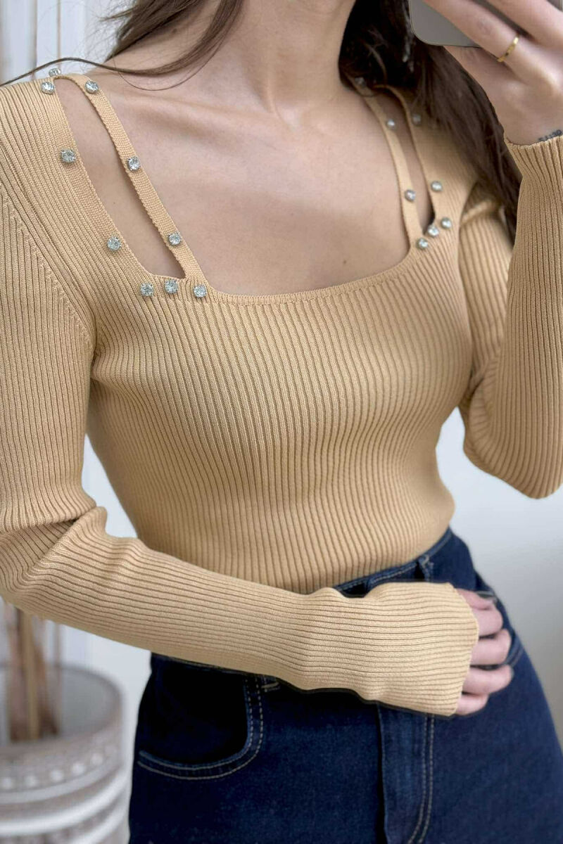 SQUARE NECK ONE COLOR DIAMOND DETAILS WOMEN SWEATER BEIGE/BEZHE - 3