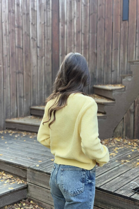 STARFISH BUTTONS SIMPLE WOMEN CARDIGAN YELLOW/E VERDHE - 2