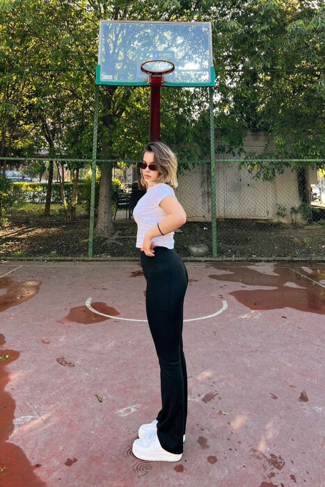 STREÇE TË GJËRA ME DETAJIN E XHEPAVE PËR FEMRA NË NGJYRËN E ZEZË - 2