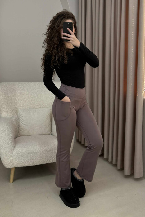 STREÇE TË GJËRA ME DETAJIN E XHEPAVE PËR FEMRA NË NGJYRËN UTHULL - 4