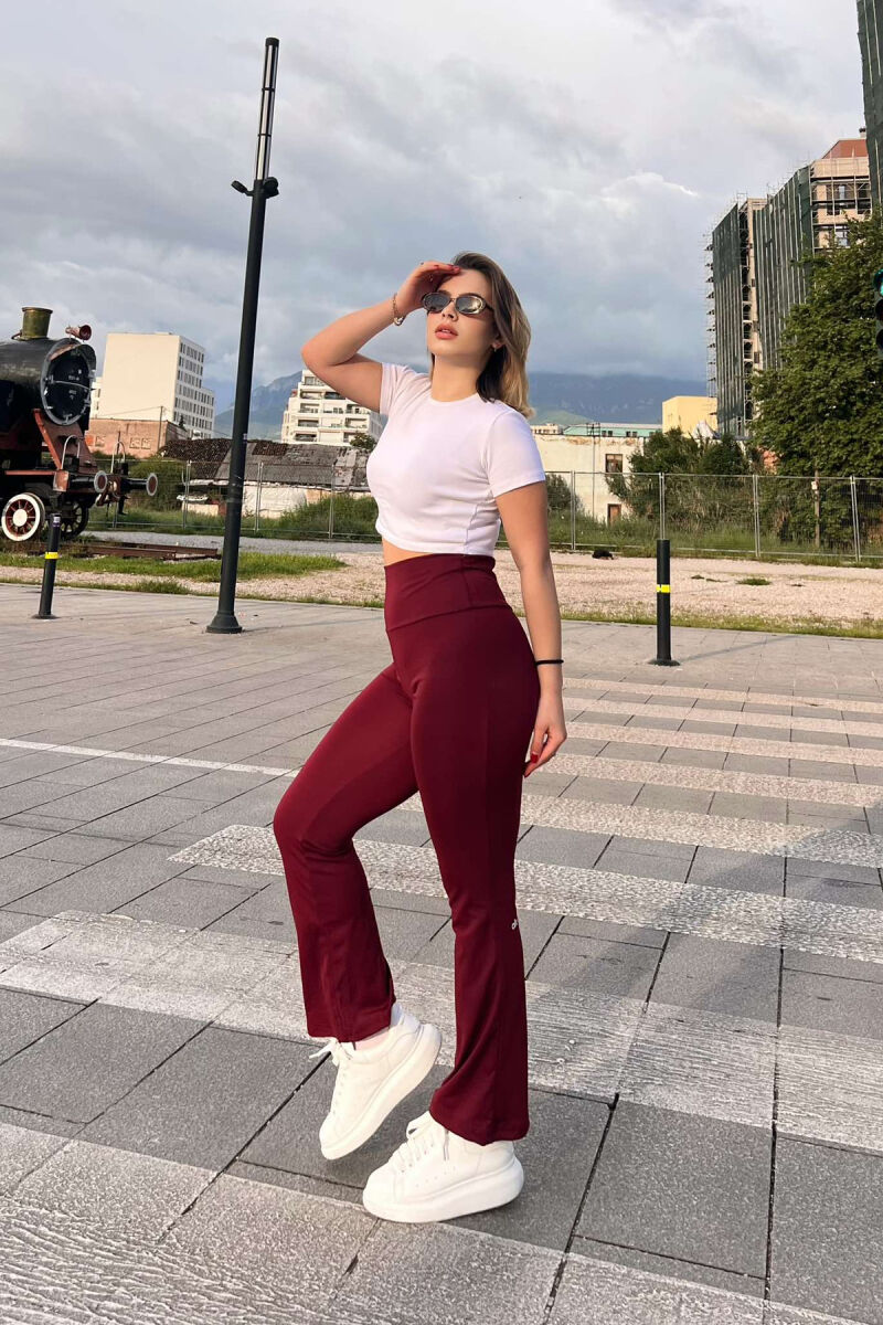 STREÇE TË THJESHTA PËR FEMRA NË NGJYRËN VISHNJË E ERRËT - 3