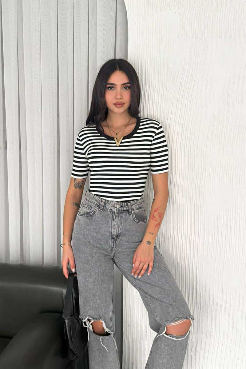 STRIPE DESIGN V GOLD DETAIL WOMEN T-SHIRT WHITE-BLACK/BAZE - 3