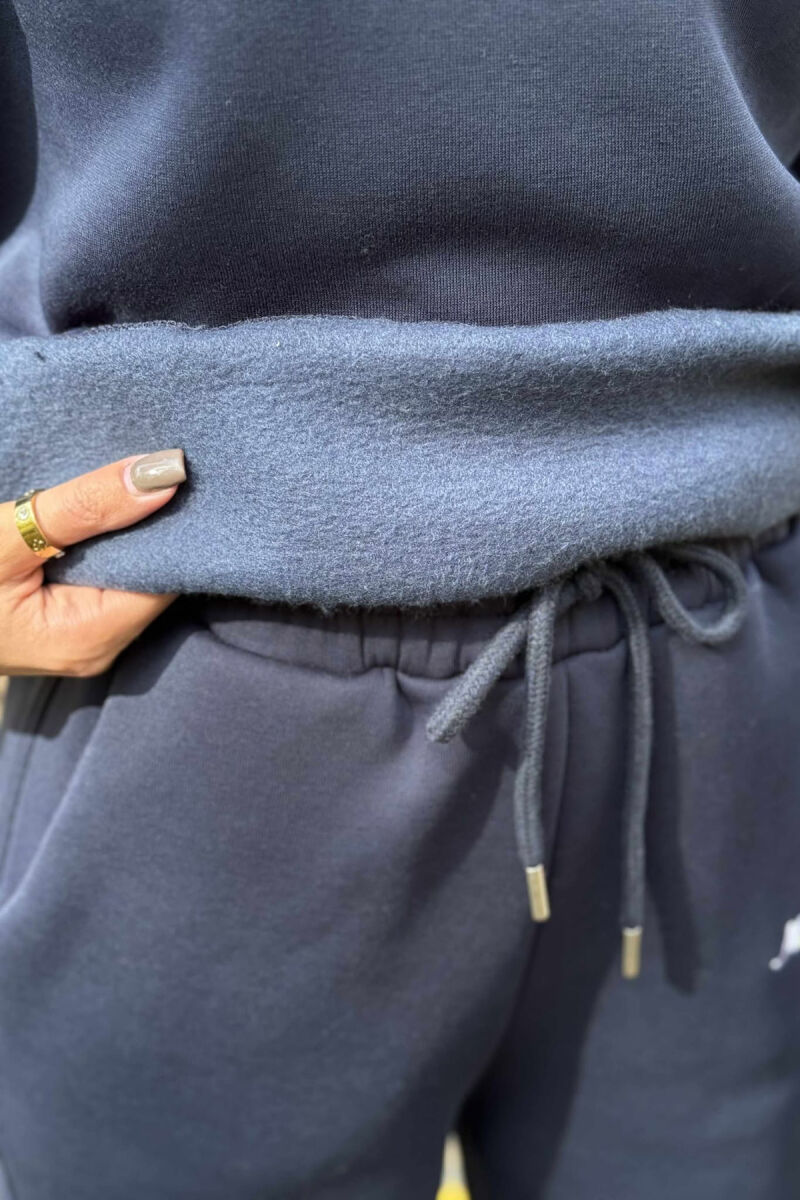 SWEATSHIRT+SWEATPANTS WRITTINGS FLUFFY WOMEN SET DARK BLUE/BEE - 3