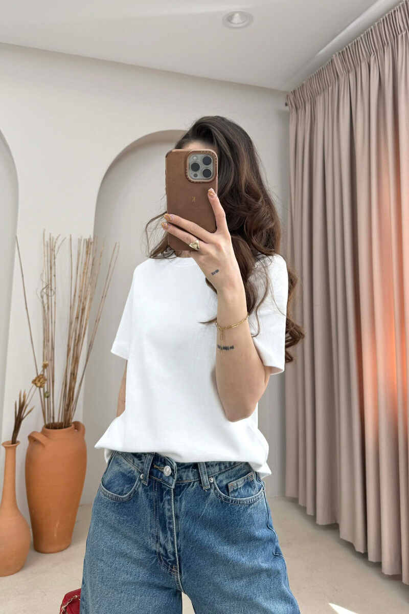 T-SHIRT I THJESHTE NJE NGJYRESH PER FEMRA NE NGJYRE TE BARDHE - 3