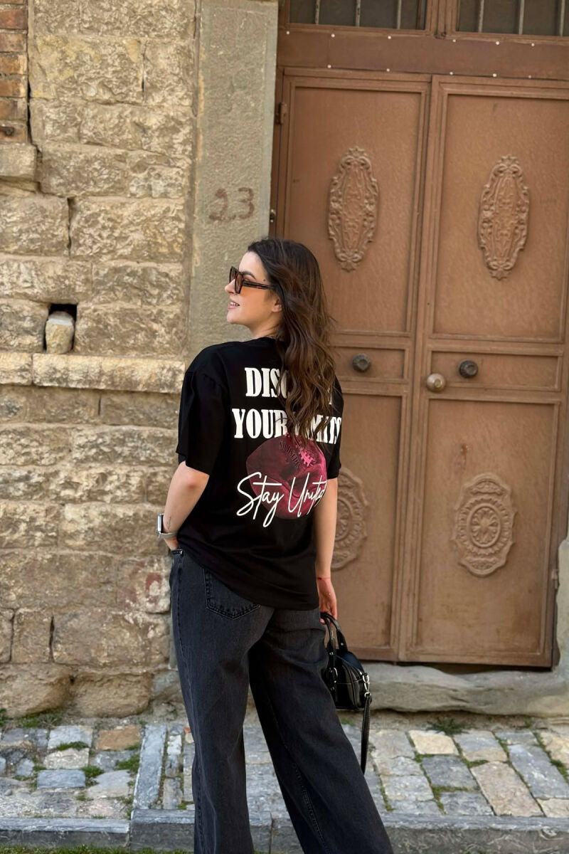 T-SHIRT I THJESHTE PER FEMRA NE NGJYRE TE ZEZE + 6 PALE ÇORAPE DHURATE - 4