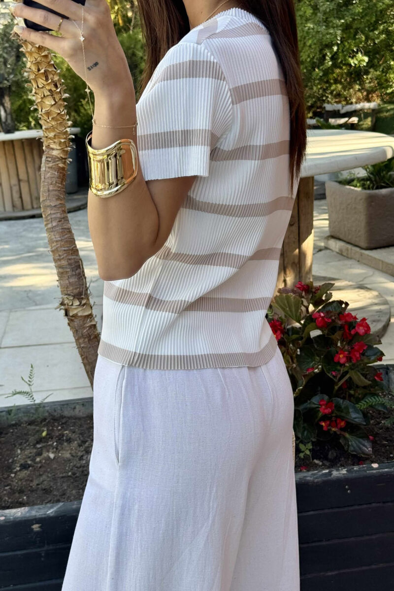 T-SHIRT ME DIZAJNIN E VIJAVE PËR FEMRA NË NGJYRËN E BARDHË DHE BEZHË - 4