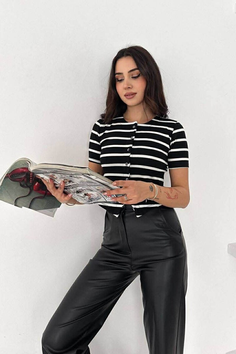 T-SHIRT ME DIZJAN VIJASH PER FEMRA NE NGJYRE TE ZEZE - 2