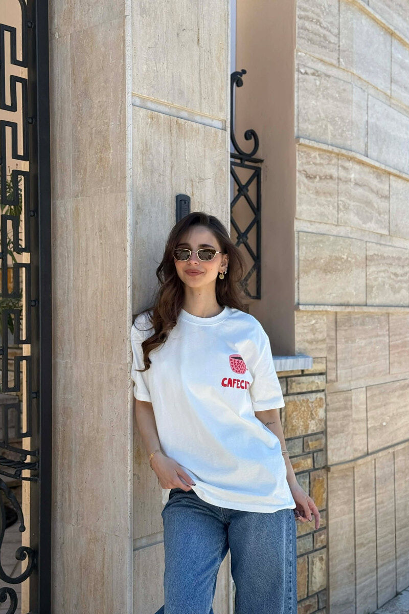 T-SHIRT ME IMAZH PARA & PAS PER FEMRA NE NGJYRE TE BARDHE - 1