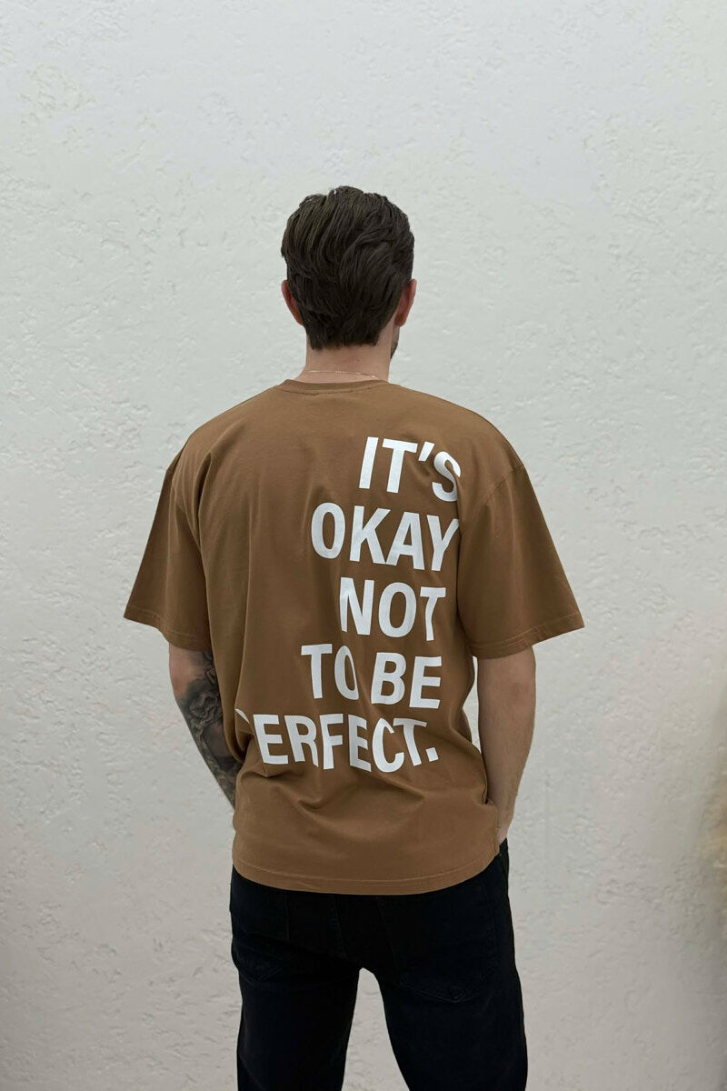 T-SHIRT ME SHKRIME PARA & PAS PER MESHKUJ NE NGJYRE KAFE - 4