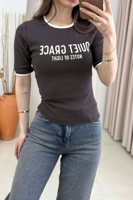 T-SHIRT ME SHKRIME PER FEMRA NE NGJYRE KAFE - 2