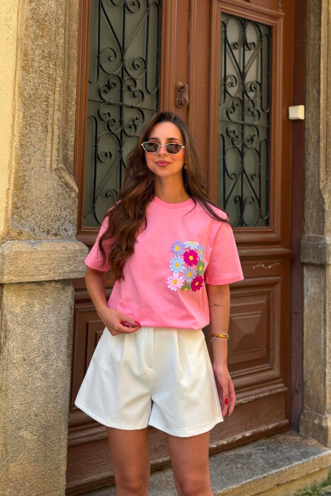 T-SHIRT ME XHEP ME QENDISJE PER FEMRA NE NGJYRE ROZE - 1