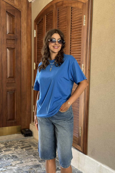 T-SHIRT NJË NGJYRËSH I THJESHTË PËR FEMRA NË NGJYRËN BLU E ZBARDHUR - 4