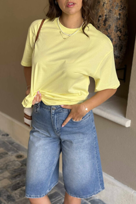 T-SHIRT NJË NGJYRËSH I THJESHTË PËR FEMRA NË NGJYRËN E VERDHË - 4