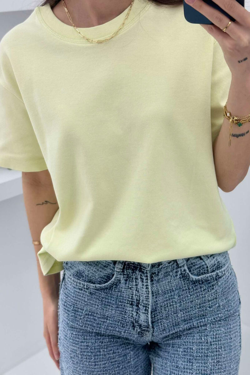 T-SHIRT NJË NGJYRËSH I THJESHTË PËR FEMRA NË NGJYRËN NEON - 3