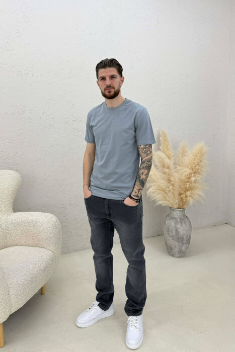 T-SHIRT NJË NGJYRËSH I THJESHTË PËR MESHKUJ NË NGJYRËN GRI - 3