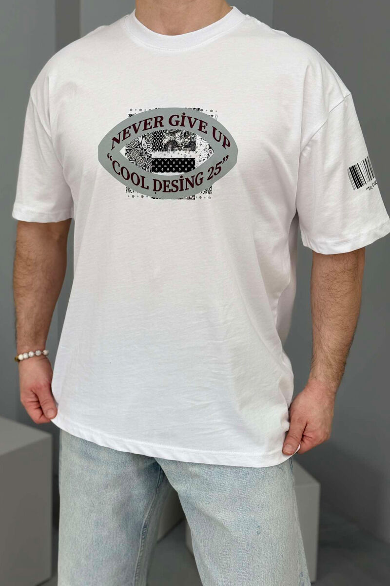 T-SHIRT NJË NGJYRËSH ME DIZAJN PËR MESHKUJ NË NGJYRËN E BARDHË - 1