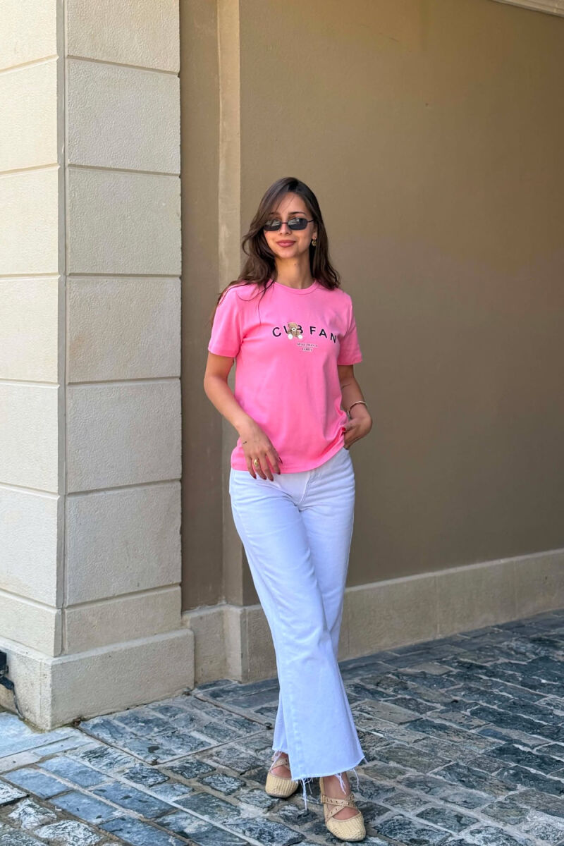 T-SHIRT NJE NGJYRESH ME LOGO DHE SHKRIME PER FEMRA NE NGJYRE ROZE - 2