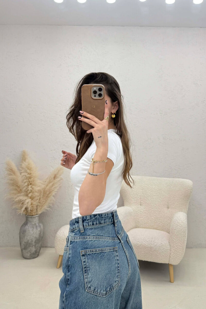 T-SHIRT NJE NGJYRESH PER FEMRA NE NGJYRE TE BARDHE - 4