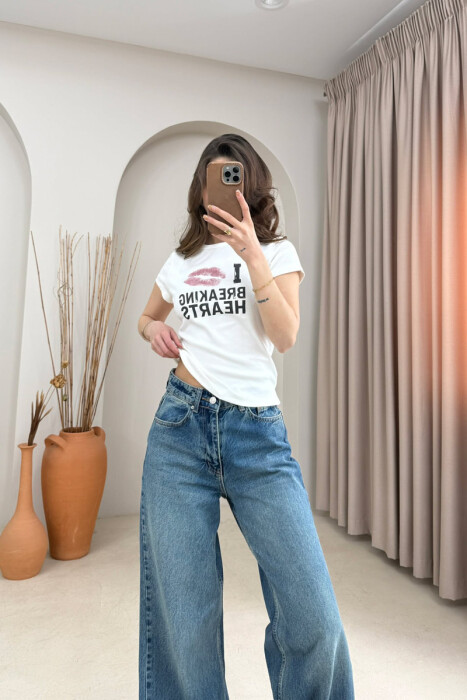 T-SHIRT NJE NJE NGJYRESH PER FEMRA NE NGJYRE TE BARDHE - 2