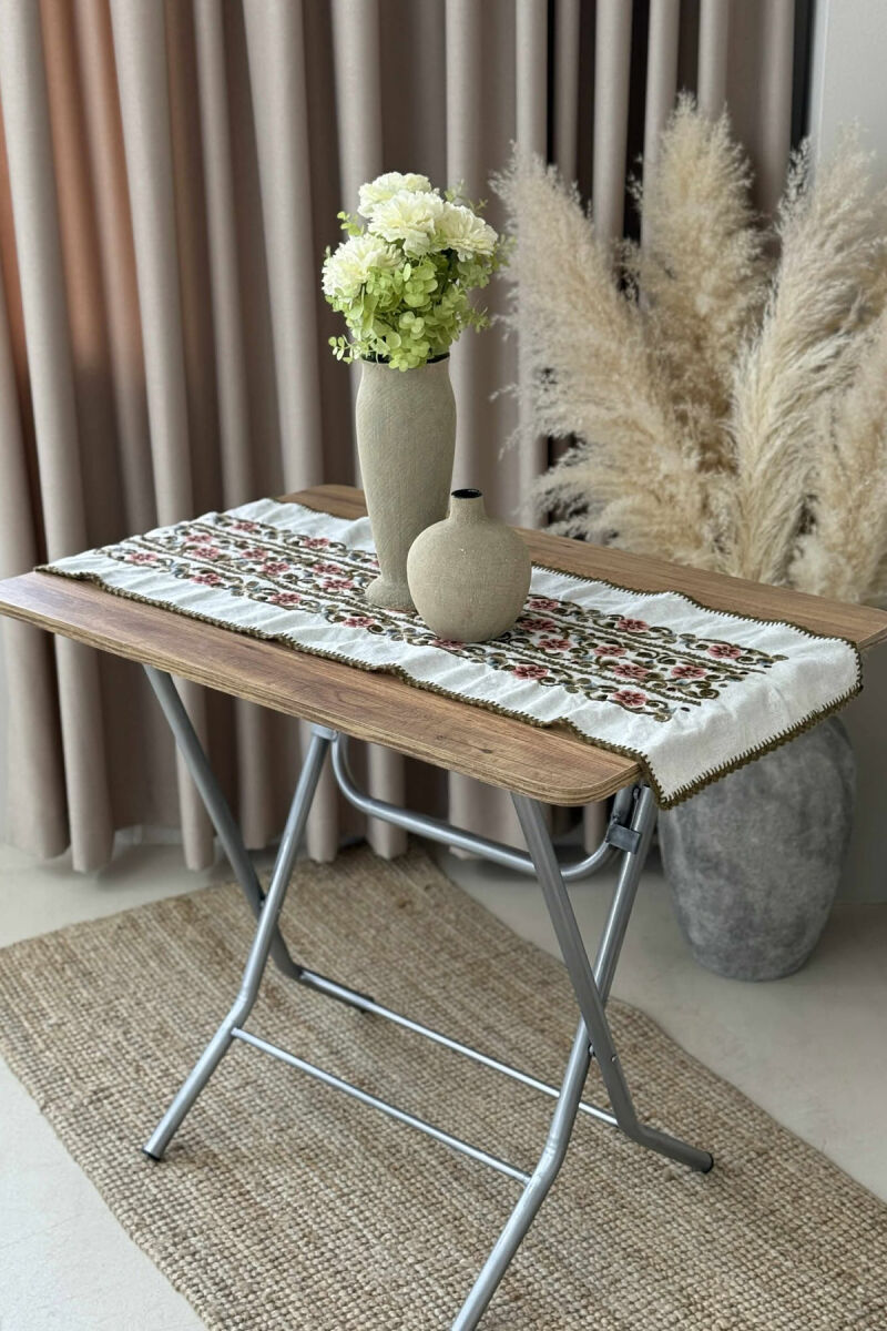 TAVOLINË E PALOSSHME NË NGJYRË KAFE TË ZBARDHUR - 2