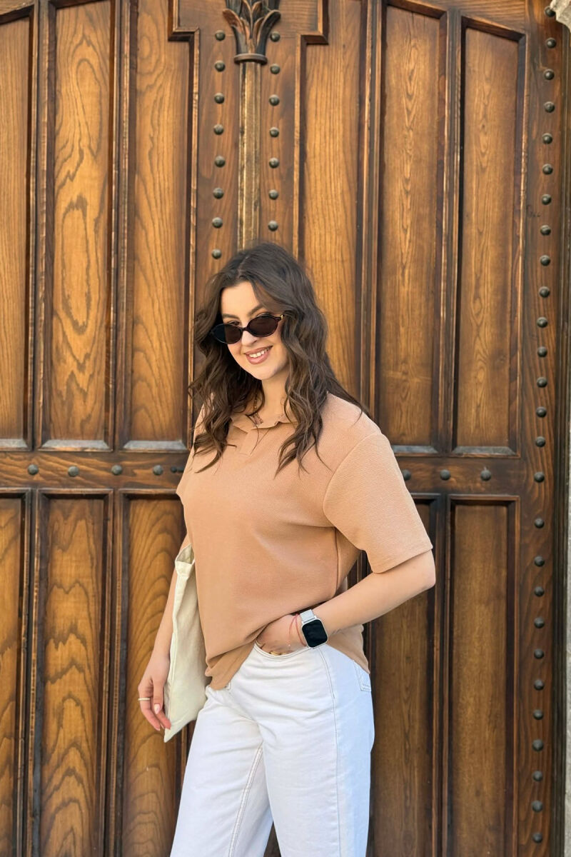 TEXTURED POLO NECK WOMAN T-SHIRT + 6 PAIR SOCKS BEIGE/BEZHE - 2