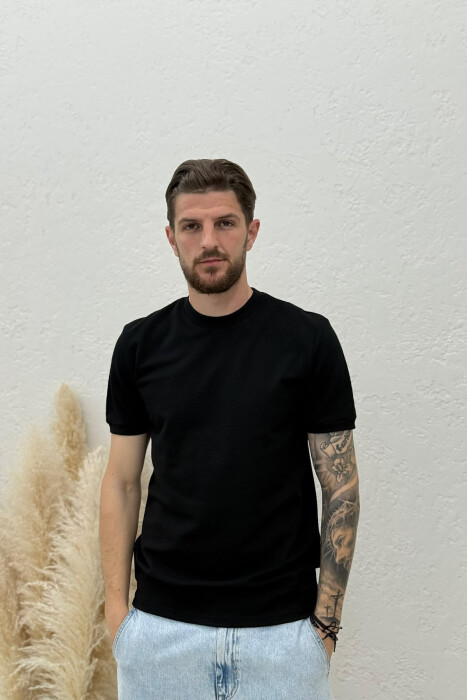 TEXTURED ROUND NECK MEN T-SHIRT BLACK/ E ZEZE - KLAUDIO FASHION