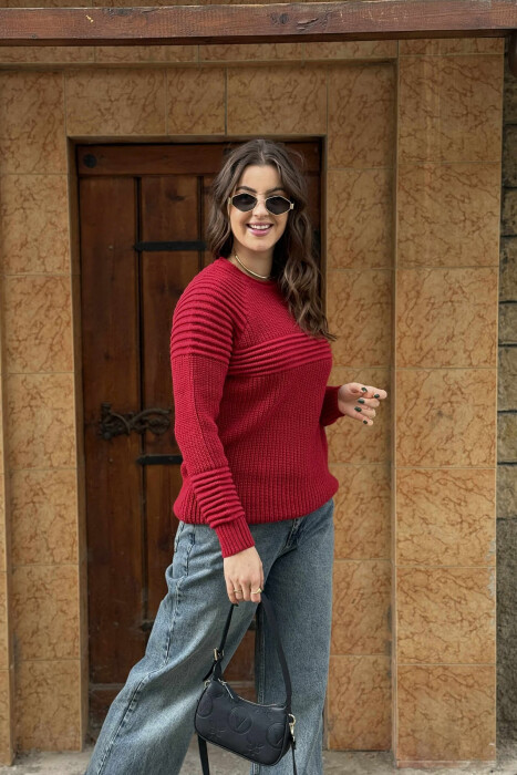 THICK SIMPLE WOMAN SWEATER RED/E KUQE - KLAUDIO FASHION