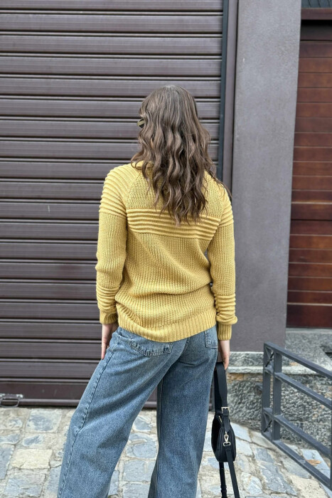 TRIKO E THJESHTE PER FEMRA NE NGJYRE MUSTARDE - 3