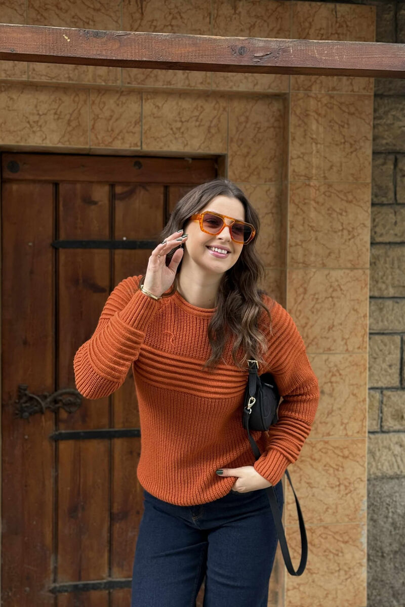 TRIKO E THJESHTE PER FEMRA NE NGJYRE TULLE - 3