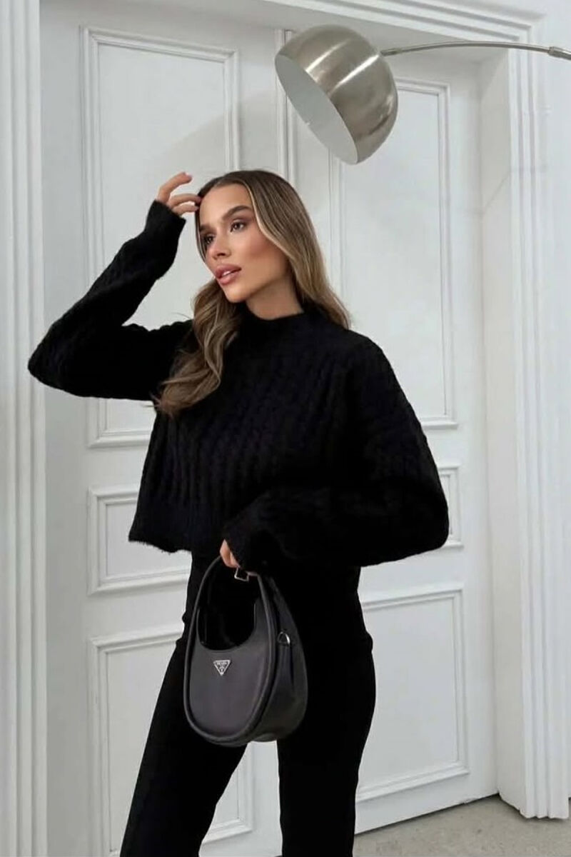 TRIKO NJE NGJYRESHE ME JAKE GJYSEM GOLF PER FEMRA NE NGJYRE TE ZEZE - 4