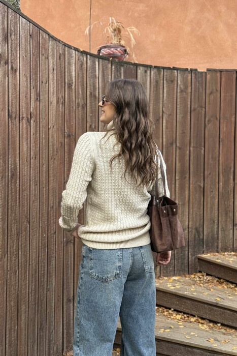 TRIKO NJE NGJYRESHE ME JAKE GOLF PER FEMRA NE NGJYRE BEZHE - 5