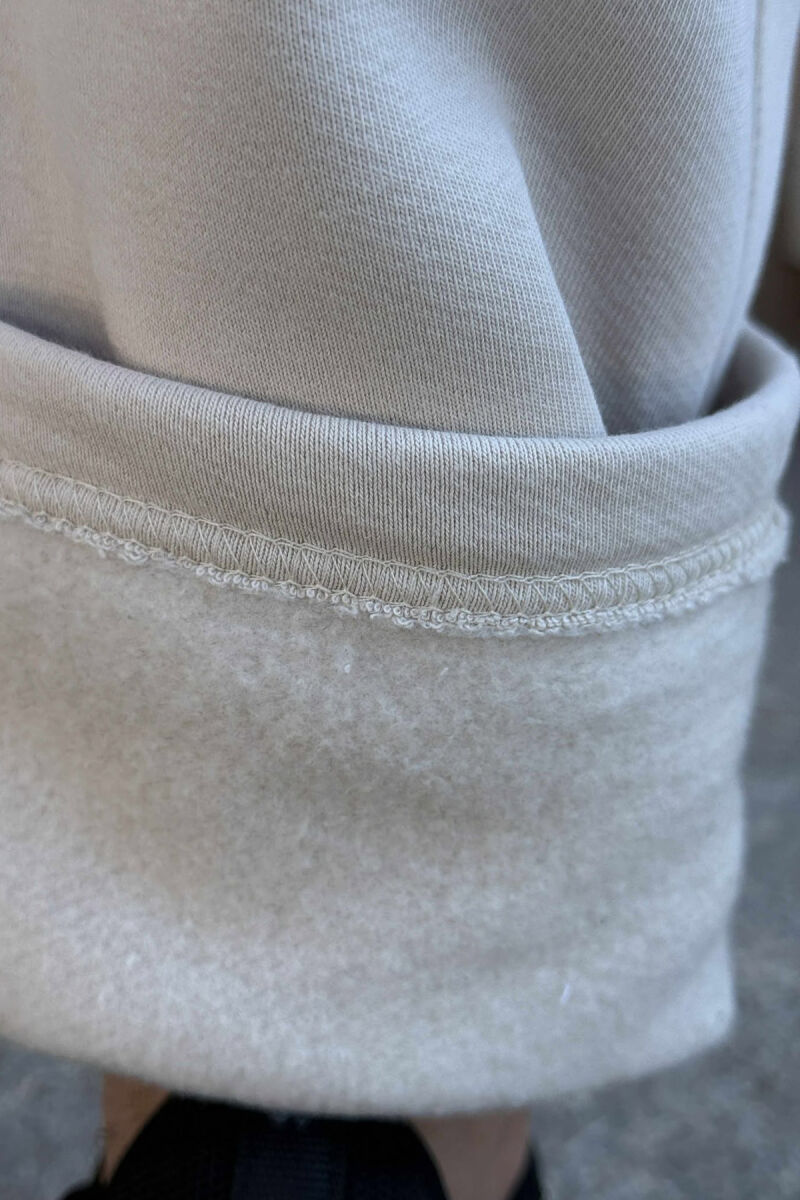 TUTA ME PUSH ME DETAJIN E XHEPIT PËR MESHKUJ NË NGJYRËN BEZHË - 5