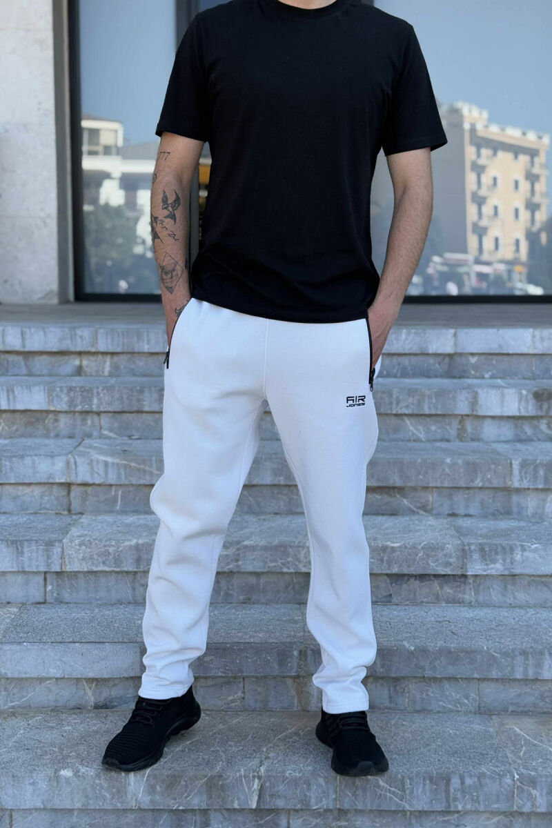 TUTA ME PUSH ME DETAJIN E XHEPIT PËR MESHKUJ NË NGJYRËN E BARDHË - 2