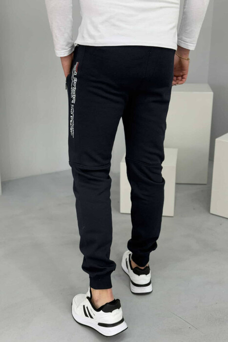 TUTA ME PUSH ME PAK SHKRIME PËR MESHKUJ NË NGJYRËN BLU E ERRËT - 4