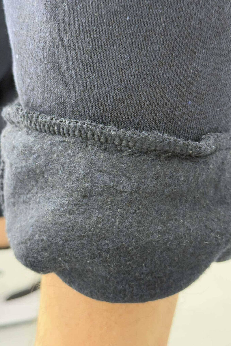 TUTA ME PUSH ME PAK SHKRIME PËR MESHKUJ NË NGJYRËN BLU E ERRËT - 5