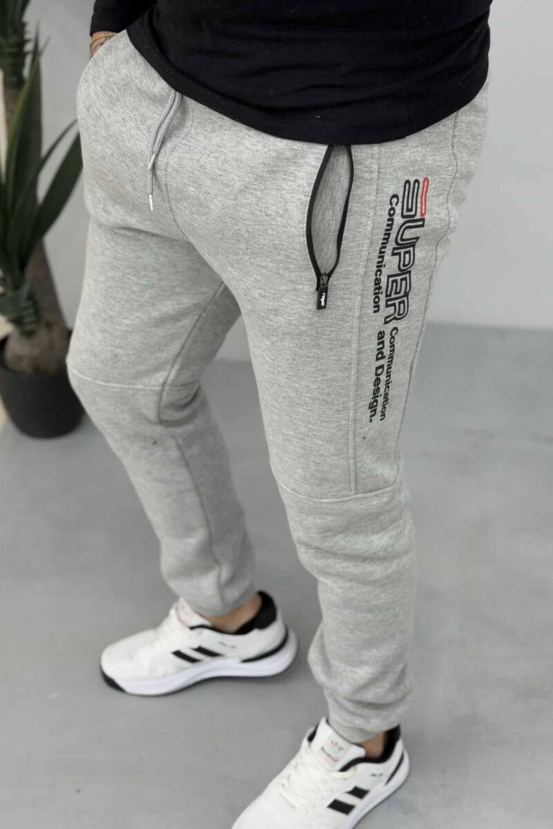 TUTA ME PUSH ME PAK SHKRIME PËR MESHKUJ NË NGJYRËN GRI E ZBARDHUR - 3