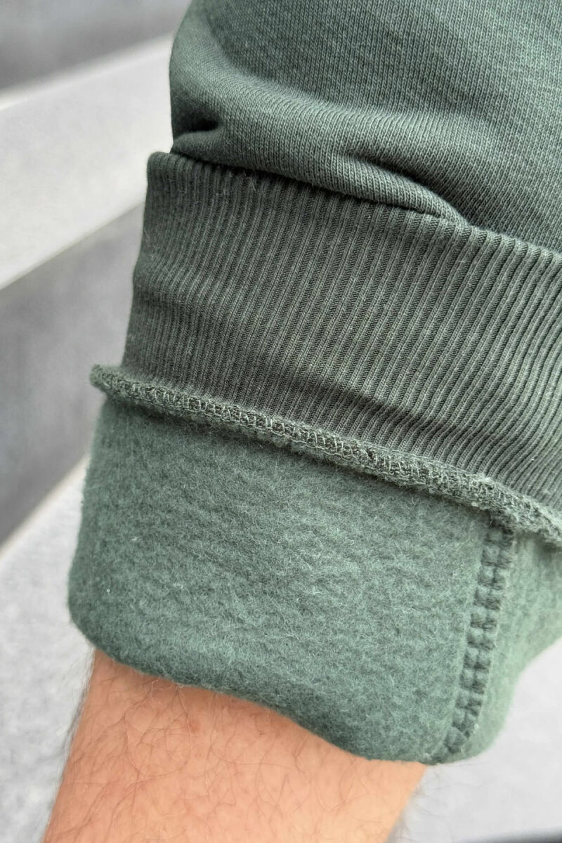 TUTA NJË NGJYRËSHE ME PUSH PËR MESHKUJ NË NGJYRËN JESHILE - 5