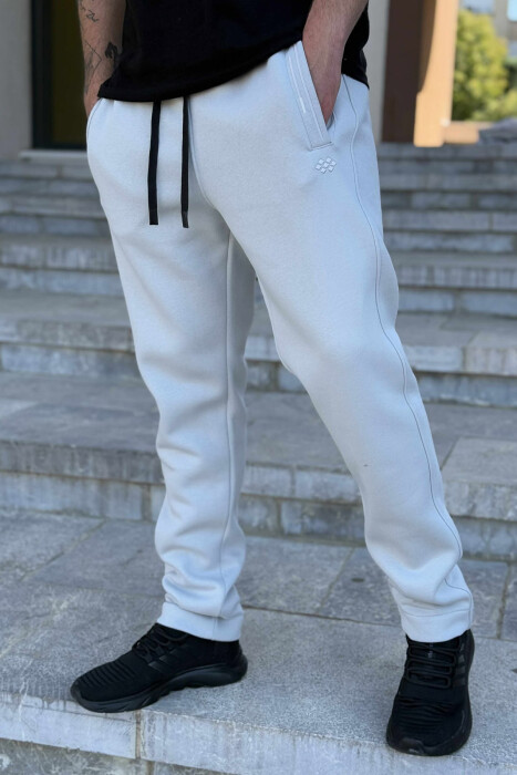 TUTA NJË NGJYRËSHE TË THJESHTA PËR MESHKUJ NË NGJYRËN GRI E ZBARDHUR - 3