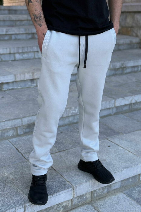 TUTA NJË NGJYRËSHE TË THJESHTA PËR MESHKUJ NË NGJYRËN GRI E ZBARDHUR - KLAUDIO FASHION