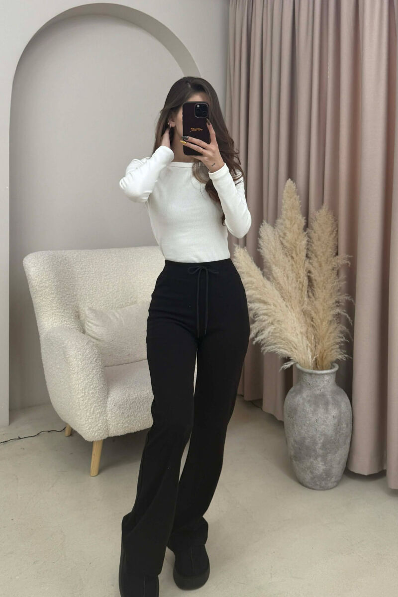 TUTA NJËNGJYRËSHE ELASTIKE NË BELI PËR FEMRA NË NGJYRËN E ZEZË - 3