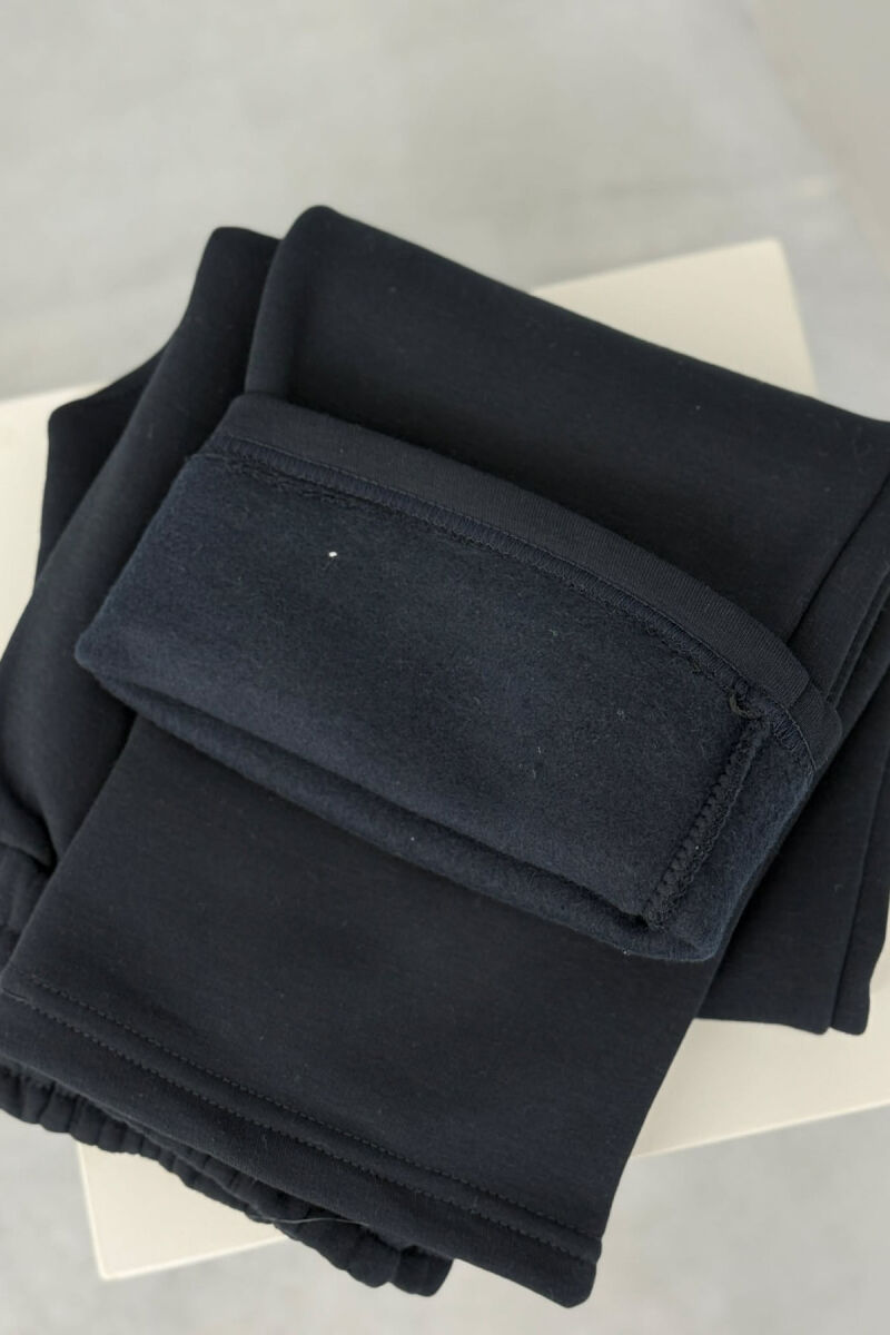 TUTA TE THJESHTA NJE NGJYRESHE ME PUSH PER FEMRA NE NGJYRE BLU MESNATE - 5