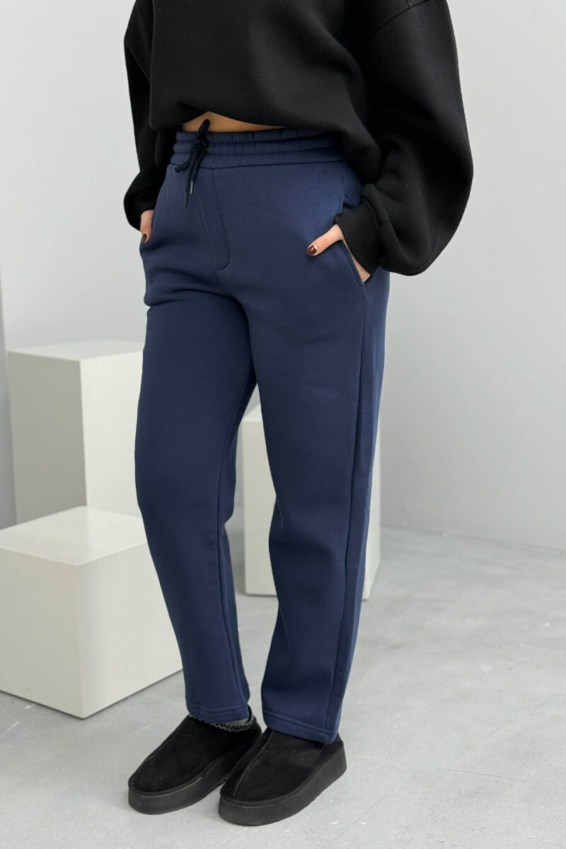 ONE COLOR SIMPLE FLUFFY WOMEN SWEATPANTS DARK BLUE/BEE - 5