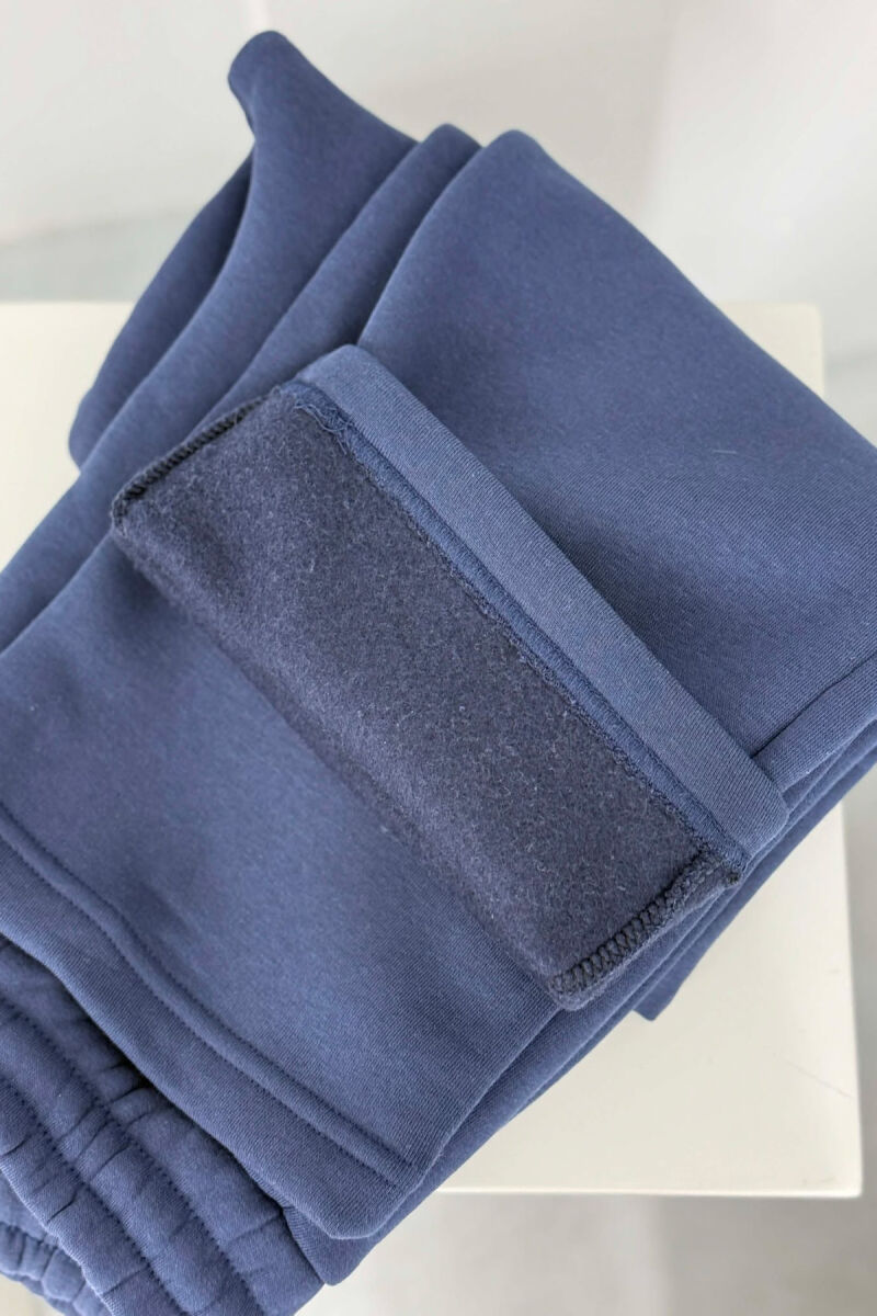 TUTA TE THJESHTA NJE NGJYRESHE ME PUSH PER FEMRA NE NGJYRE BLU TE ERRET - 6